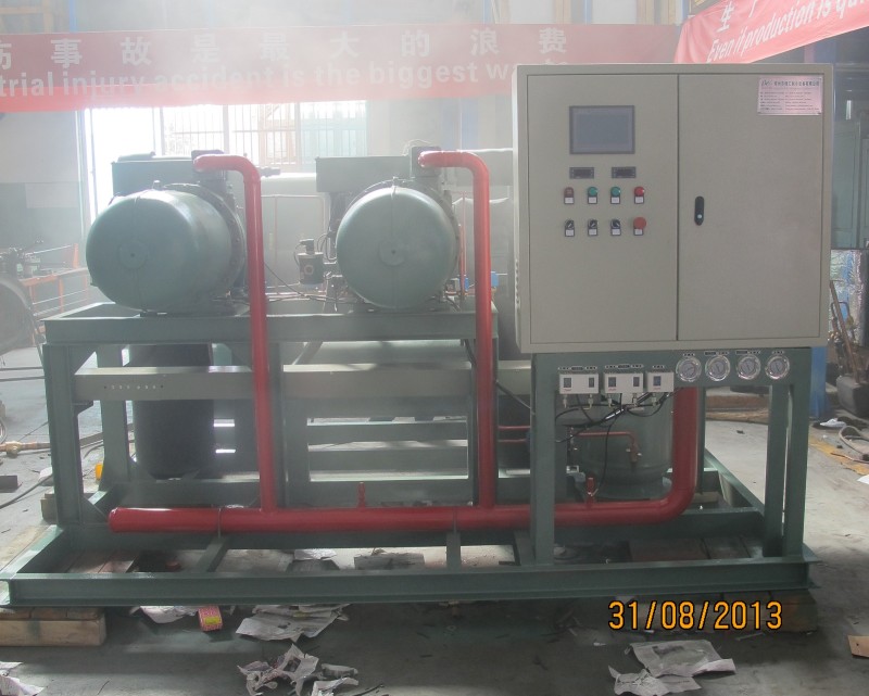 320HP并聯(lián)機(jī)組已經(jīng)組裝完畢 psb (70).jpg